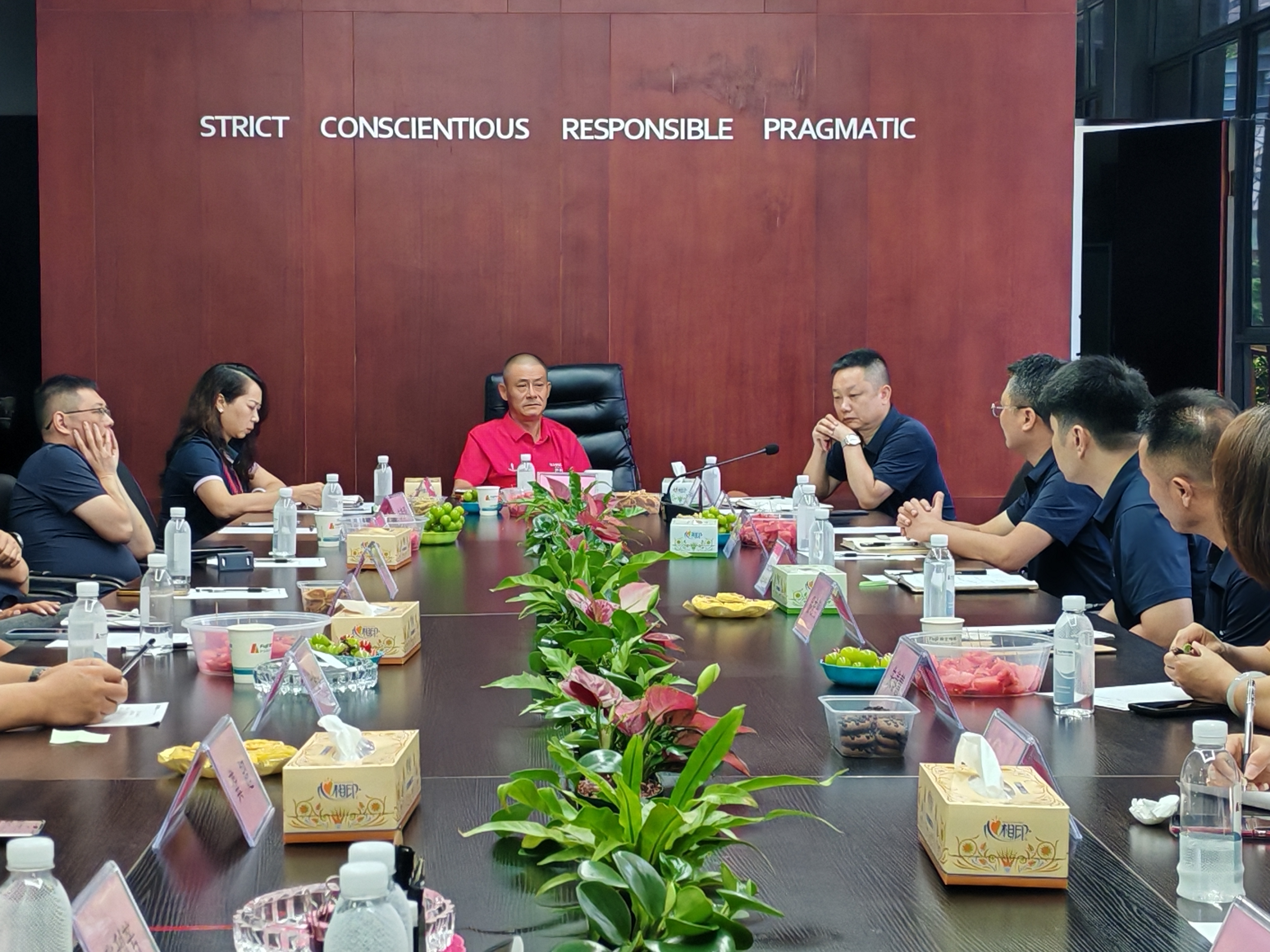 破局前行,聚力攻坚 | B体育必一官网「欢迎您」
年中总结规划会 破局前行,聚力攻坚 | B体育必一官网「欢迎您」
年中总结规划会